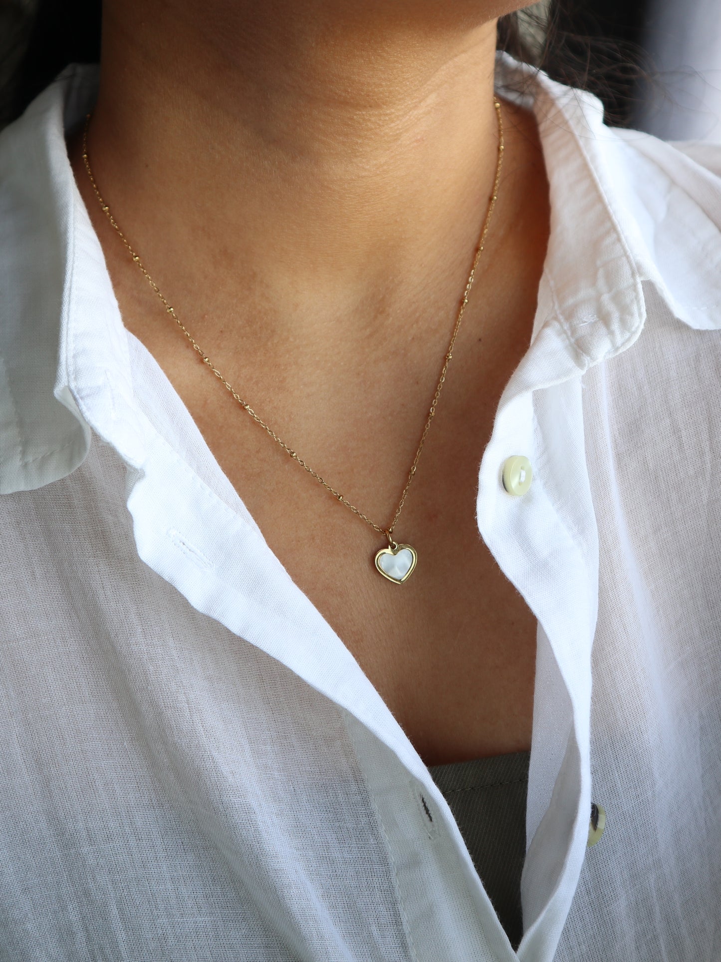 Mother of Pearl Heart Pendant Necklace