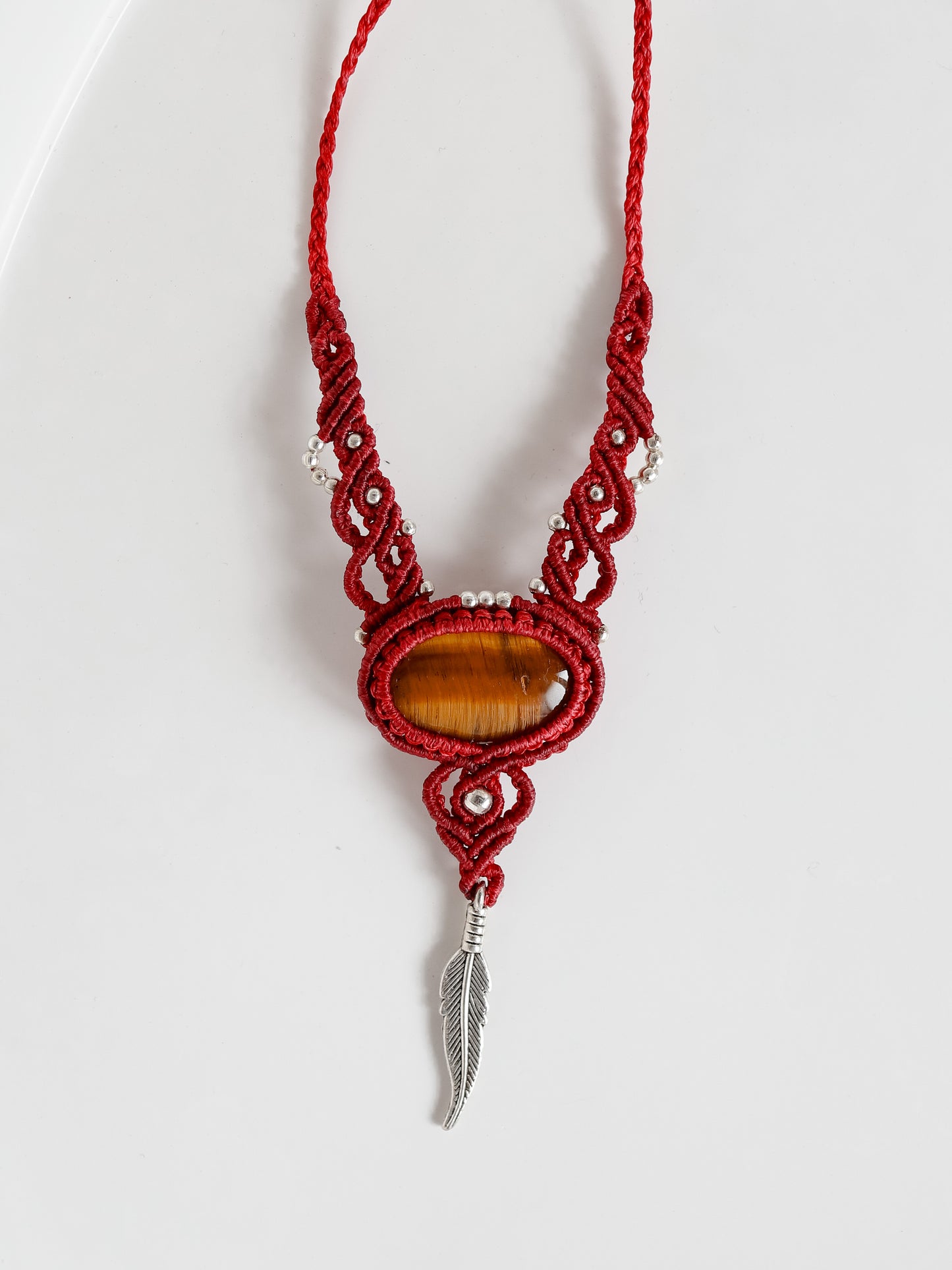 Brown Tiger Eye Macrame Pendant Necklace