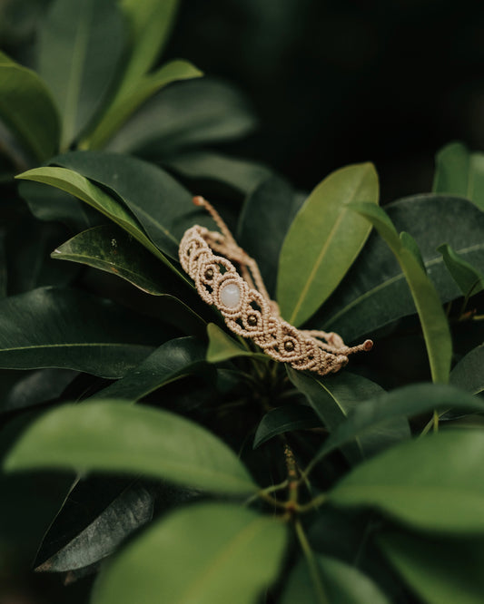 Dahlia Macrame Bracelet