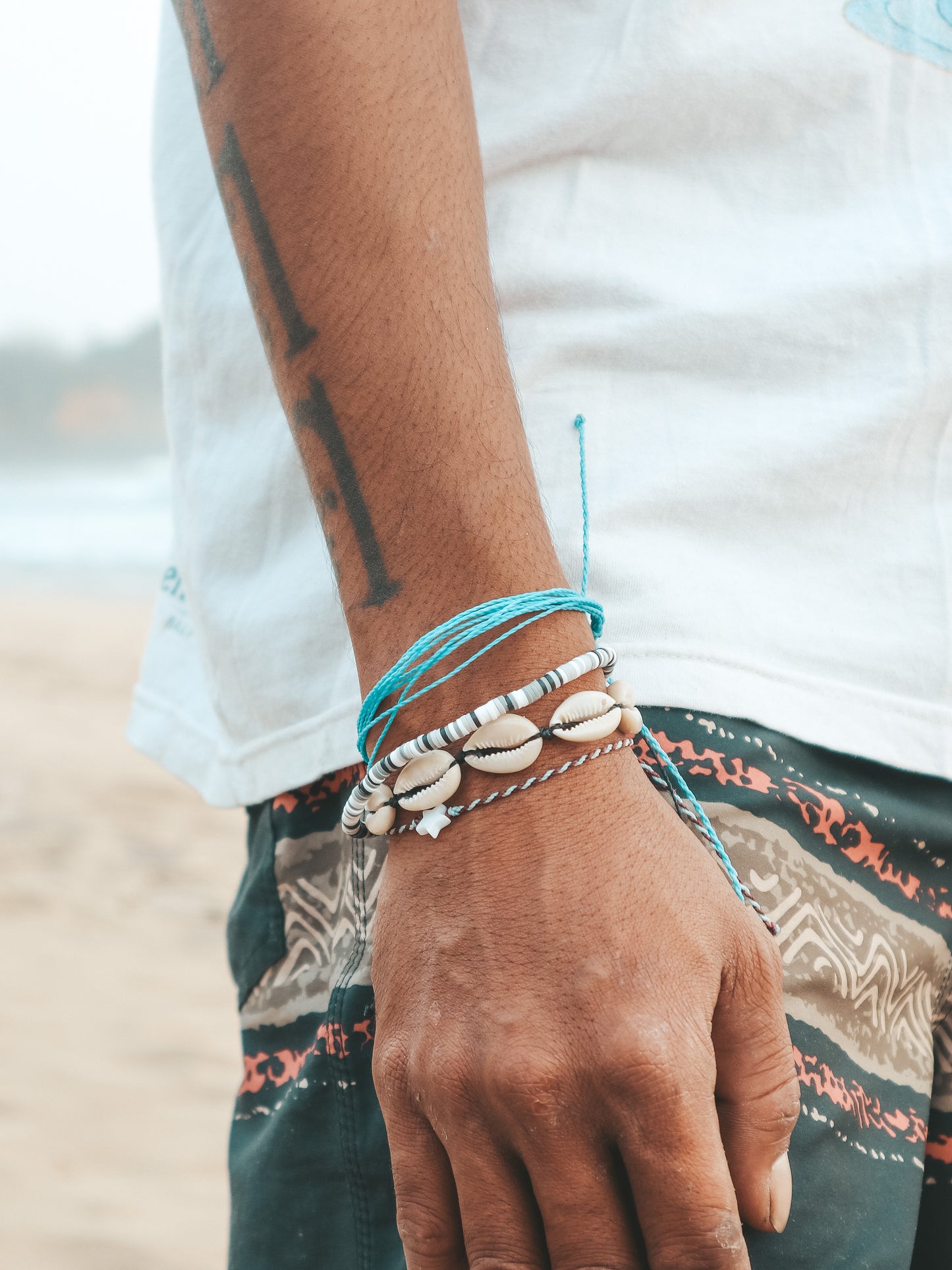 Kerang Cowrie Shell Bracelet