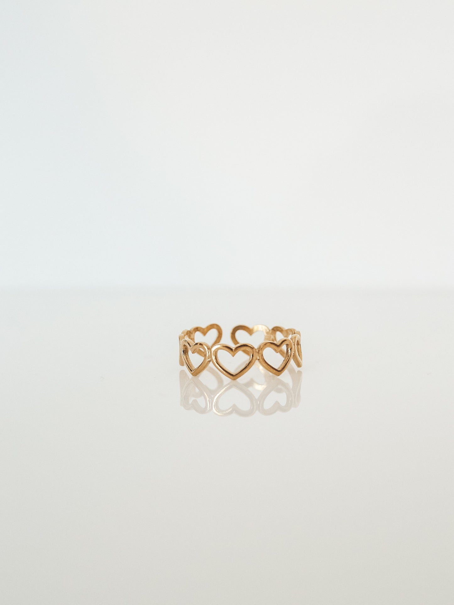 Hati Gold Band Ring