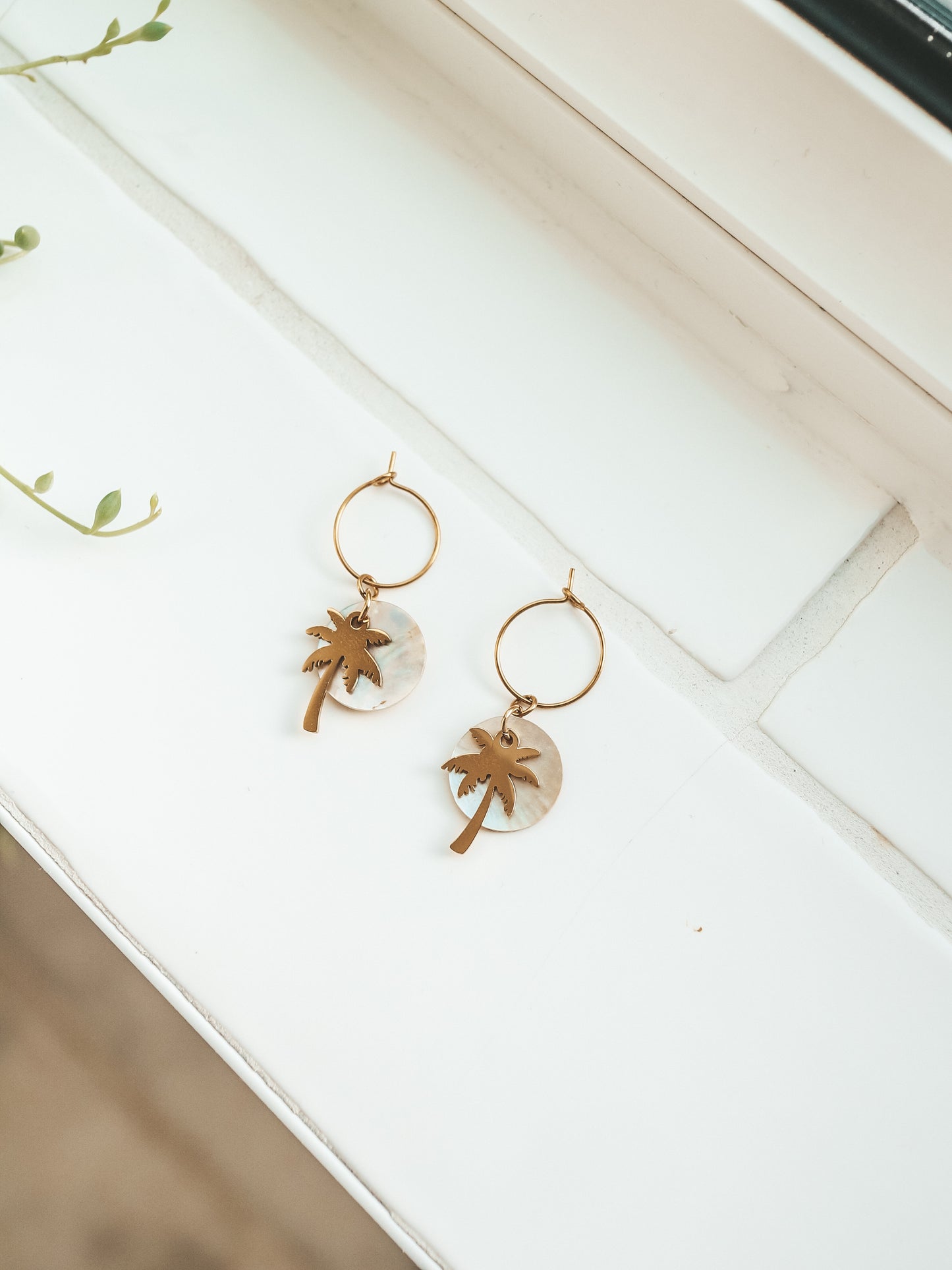 Sunset in Bali Akoya Shell with Palm Tree Hoop Gold Earrings