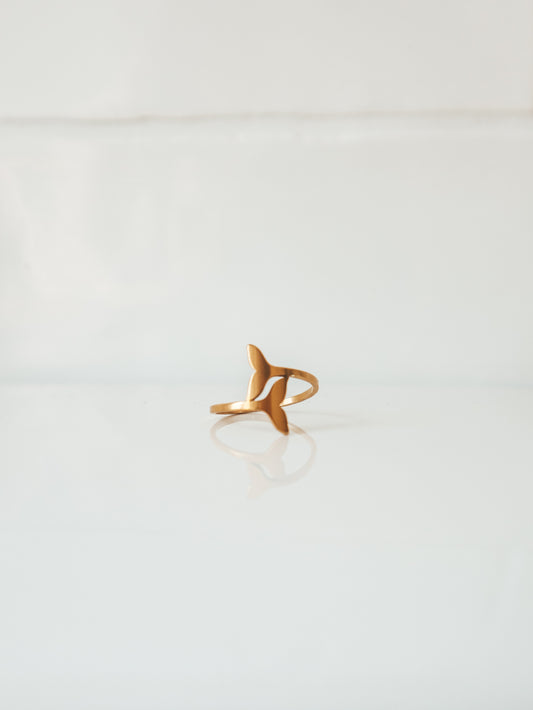 Whale Tail Gold Ring