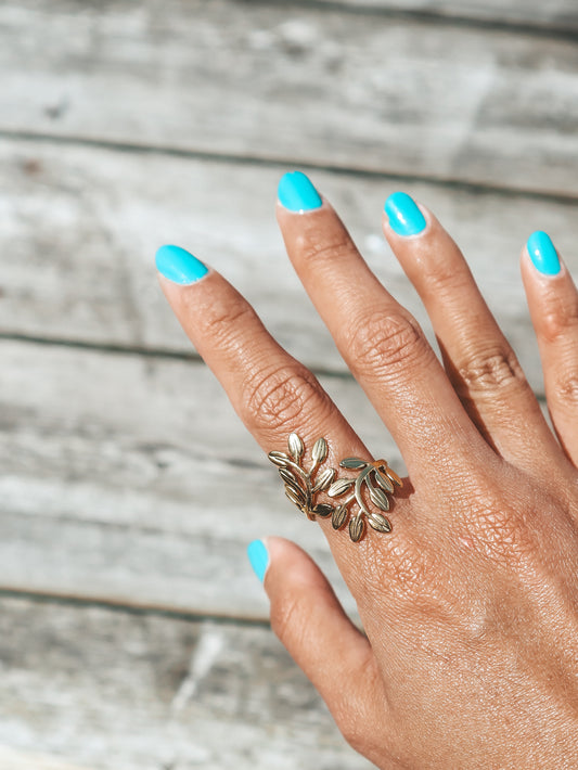 Statement Olive Leaf Gold Ring