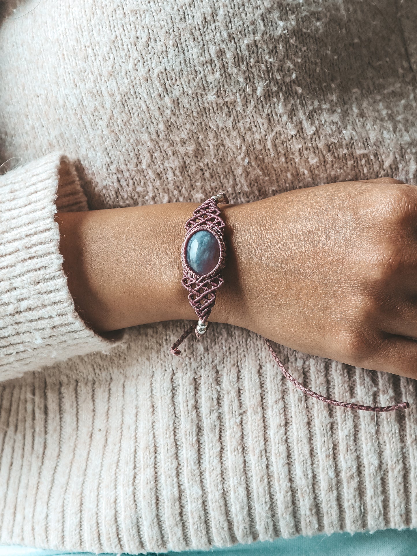 Agate Macrame Bracelet