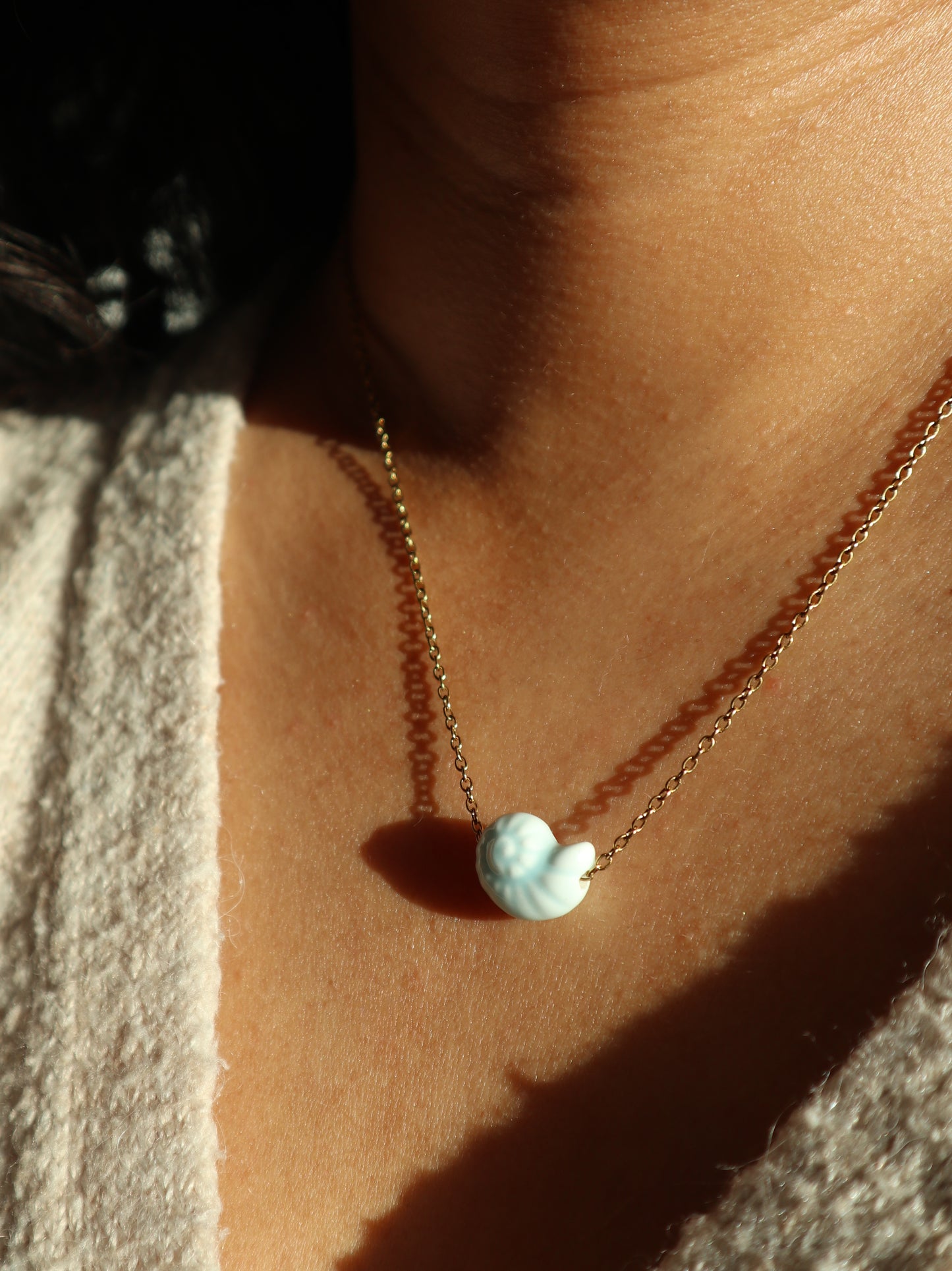 Porcelain Shell Pendant Necklace